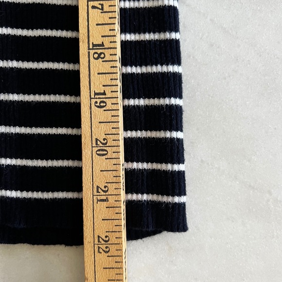 Lauren Ralph Lauren Petite Striped Knit Top 3/4 Sleeve Button‎ Accent - Picture 5 of 7